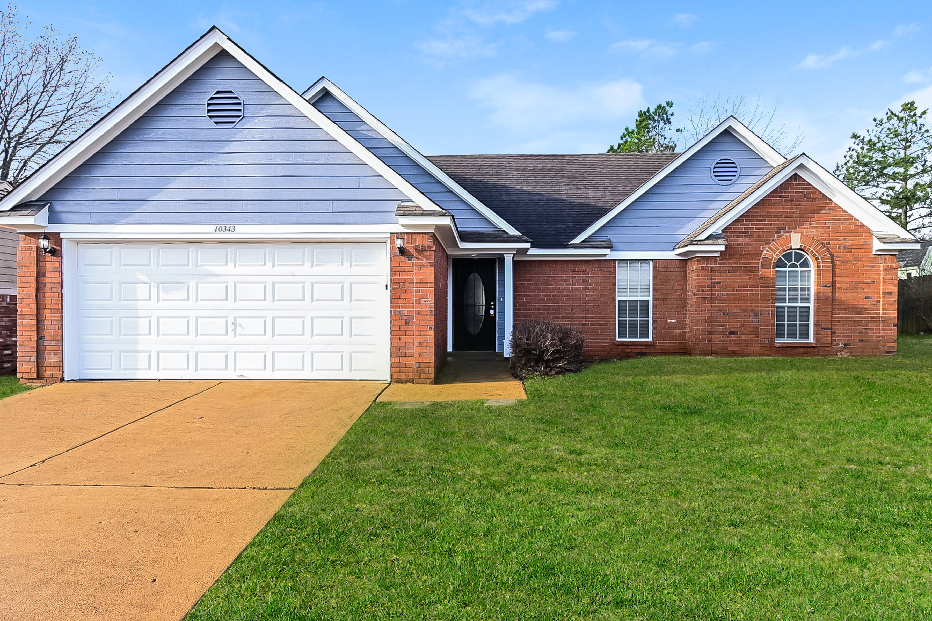 10343 Oak Leaf Dr Olive Branch, MS 38654